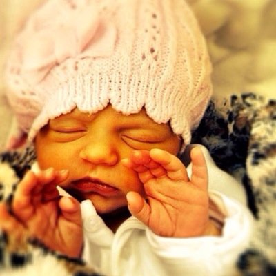 Mikly_enMeisje's profile picture. Marly en Mike verwachten bijna hun eerste kindje. Dit is een fan account voor hun als gezinnetje