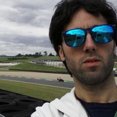 italian journalist of MotoGP i like bike, Mini and Vespa ! read my articlesabout MotoGP on motograndprix.it