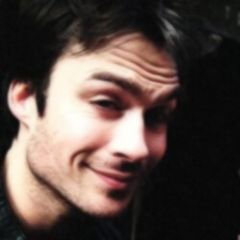 Minha mãe me carregou 9 meses na barriga pra eu nascer e virar fã do Ian Somerhalder.