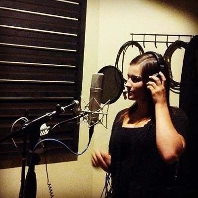 Born and Raised in Washington state! Aspiring young artist! Singer/Songwriter Xfactor/Americas Got Talent 2012