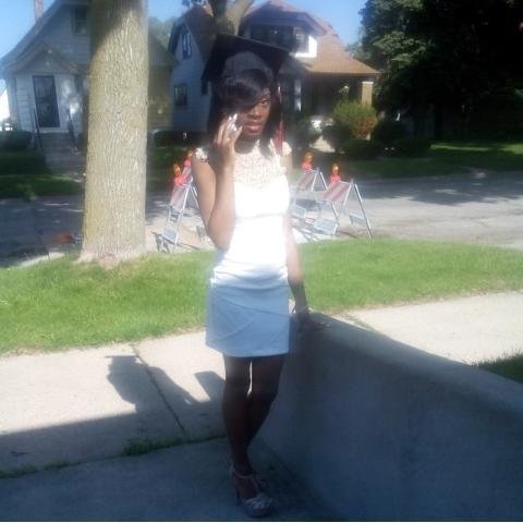 18.Emani's Mommy.Criminal Justice Major.Employed. IG:ExpensiveBitch_