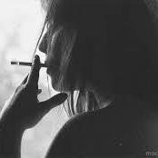 Despedirse no duele, duelen todos los momentos que se irán con ese adiós.-Hazel Grace. 15†