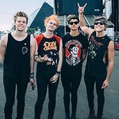 i just gave you a free follow so go follow @cloudycliffordd please it would mean a lot(: 5sos/ justin bieber