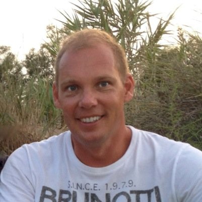 YuriVD's profile picture. Professional and personal growth in Customer Loyalty! Participating in the Company growth, in the quality control and processes. Achieving the Company Goals.