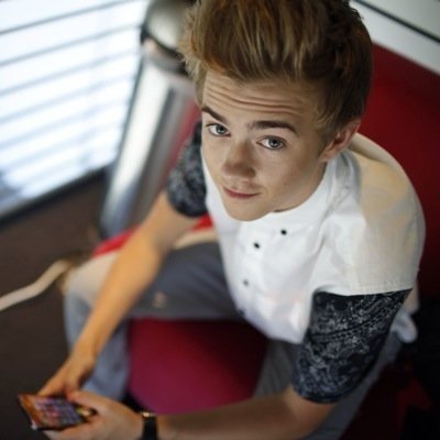 follow if i tricked ya im turning into a normal jack j acc afterwards!