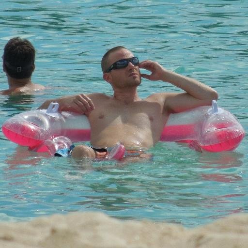 AdamAjtweet's profile picture. 