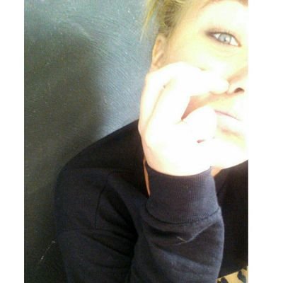 @xelenafleur Boven Alles || eenmans ' soldaatje