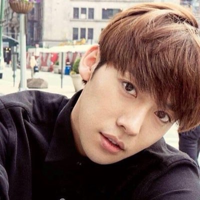 WINNERの長男ジヌです(*^^*) 仲良くして下さい!