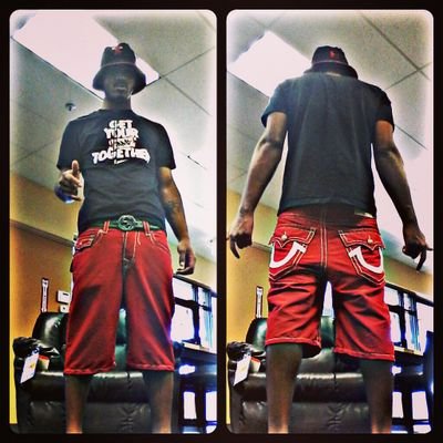 rapper,money chaser ,workin hard maken hits email @nolaksupasavege14@gmail.com