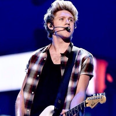 youre beautiful and niall thinks you are too follow my acc @acidheadharry