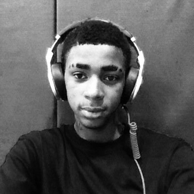 long island / 16 years old /rapper / follow me on IG : Q loyalty : Q loyalty FB : YSMG205YSB