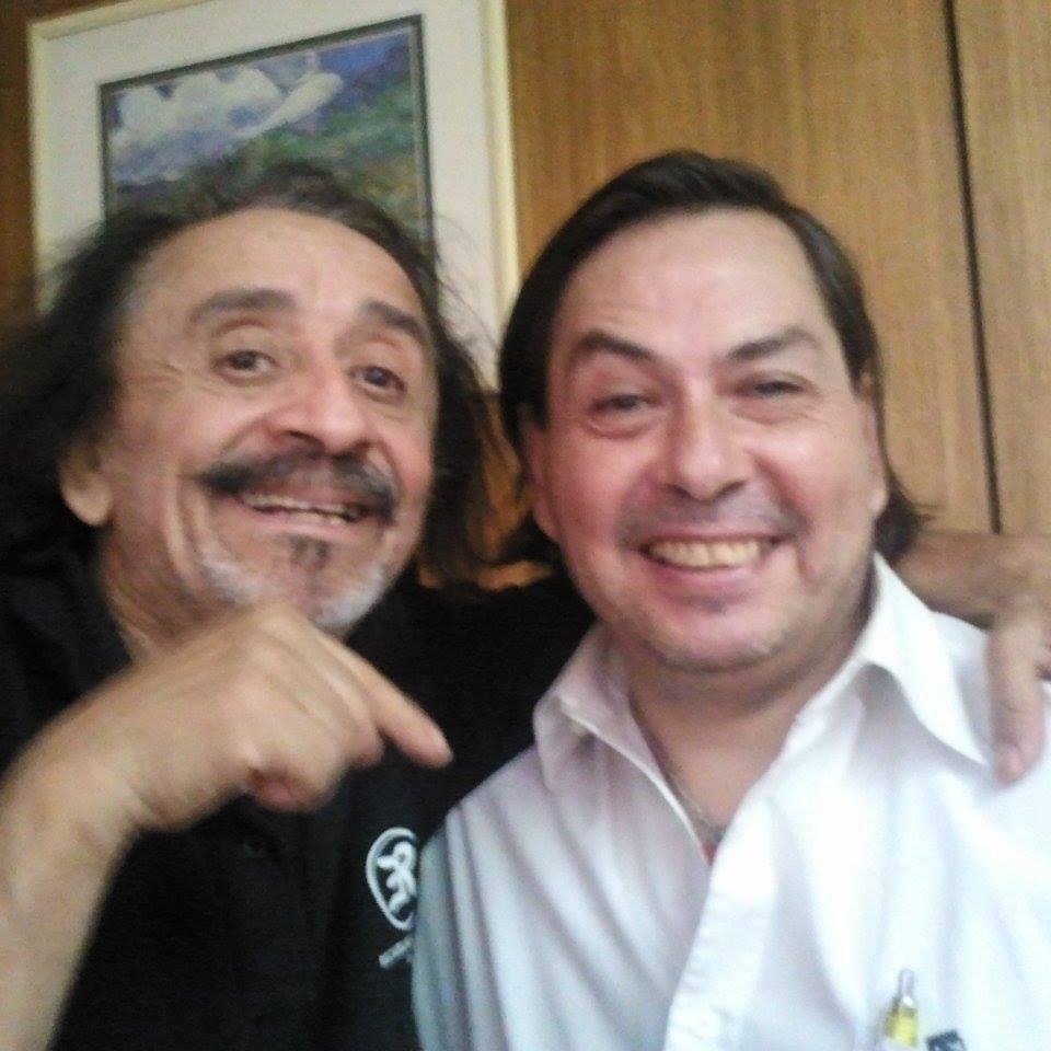 soy una persona que solo busca un trabajo ya que las empresas no me aceptan por mi discapacidad y mi edad