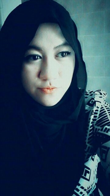 Fashion Design Student. - BATIlK TA' khas Sulawesi Selatan -