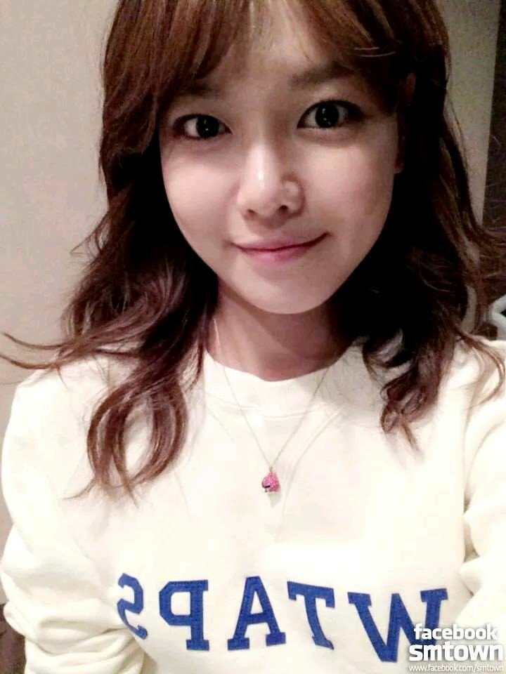 Kpop Stan. MultiFandom || SONE || ELF || EXO-L || PINK PANDA || AFF(X)TION || RedVelvet etc. ♥But my #1 fandom is SONE. YoonSooFany biased Alien ka @syofgg010