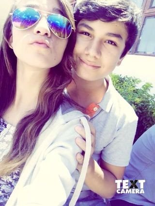 I like having lots of friends
Me gusta tener muchos amigos
Follow me!
Sigueme!