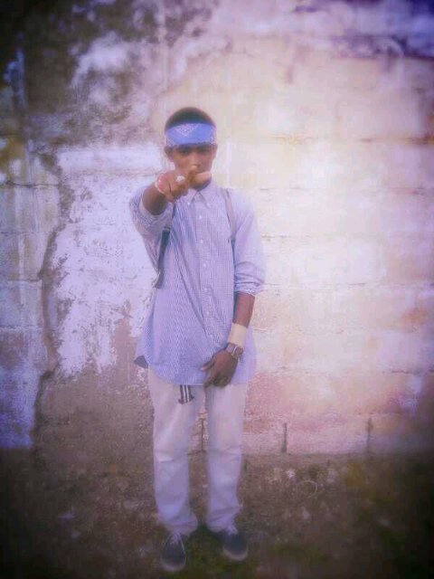 Keep it simple and jus FMOIG: @obey_thee_kingkes. HMU ON FB Keston Kingkes Green