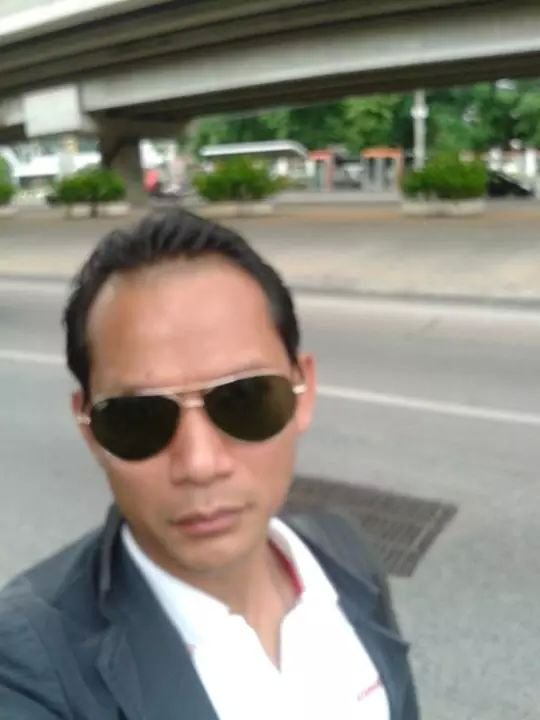 พนักงาน บริษัท