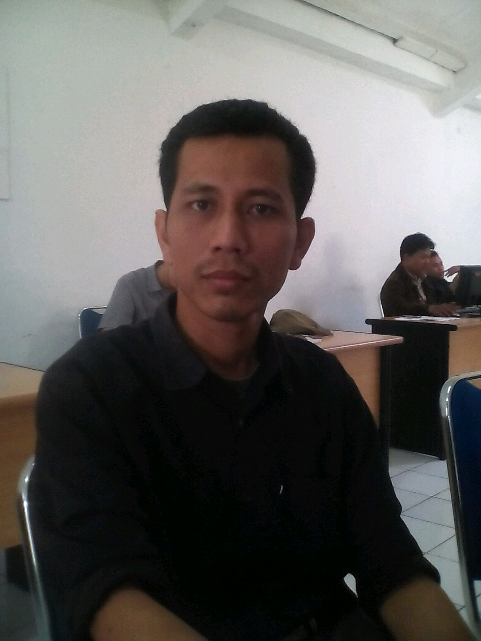 isbigarto's profile picture. Hidup adalah perjuangan, hati-hati dalam memilih jalan hidup. Bahagiakanlah keluarga di rumah dgn memilih keputusan yg bijak dan tepat.