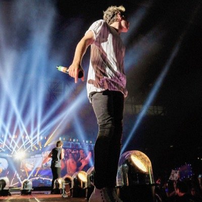 zillionarry's profile picture. actually in love with michael clifford