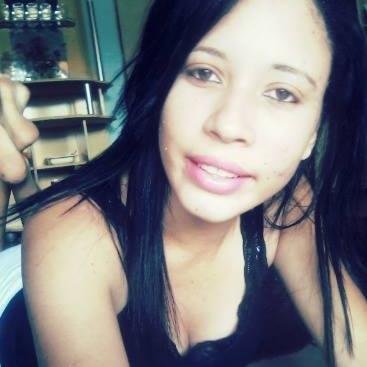 *⊱ *∞ A alegria de saber que você existe é suficiente para superar a tristeza de não podeR Te abraçar.  * ∞