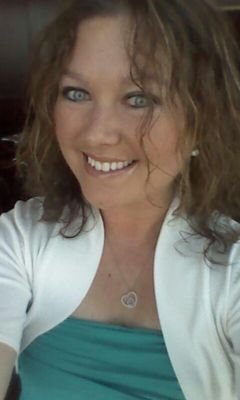 rebjgray's profile picture. 'lead your way, sing your song'