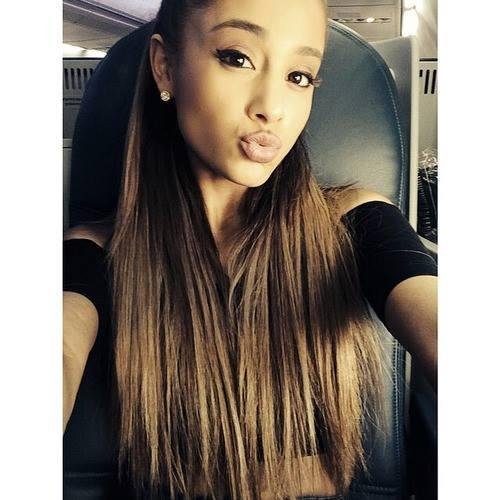 Hello little brothers arianators follow me and I love them still... @ArianaGrande someday youwill follow loves #Arianator