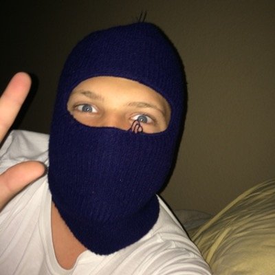 This background is very disturbing. I'm Vyacheslav