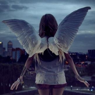 Angeles Suicidas ♥  MENTE suicida/ Intentando encajar en esta sociedad enferma/Fucking princess ♥ / y sobre todo stay strong.....