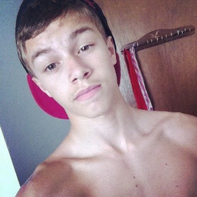 JacobIsrael8499's profile picture. 15 / Sophmore / Gamer / Wrestling