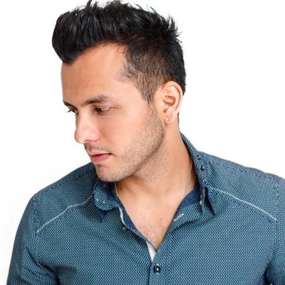 Cantante, cinéfilo, ecoloco, mercadólogo, soñador.