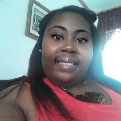 The name is Ratasia but they call me Tay-Tay a very unique person love to parttyy ayyyee!!!