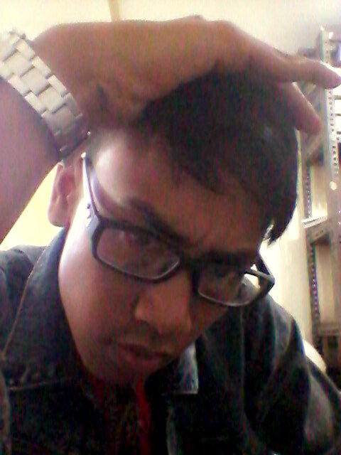 Music adalah hidup aku