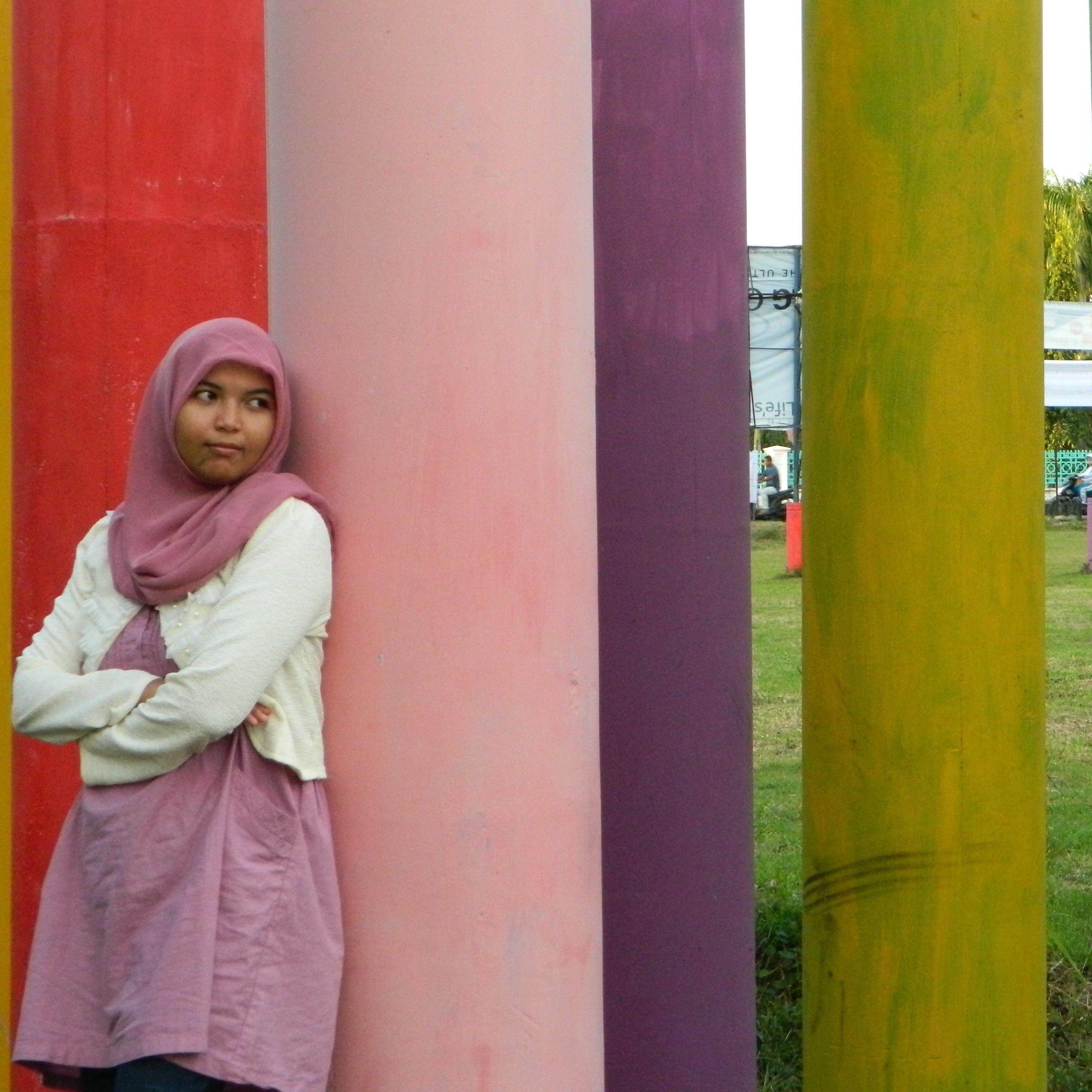 MaulidyaRita's profile picture. Fisipol  Ilmu Komunikasi 2012  Unsyiah penggemar novel dan komik:-P