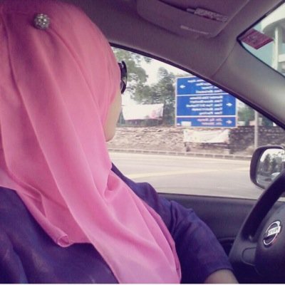 Engaged 
Unikl
24