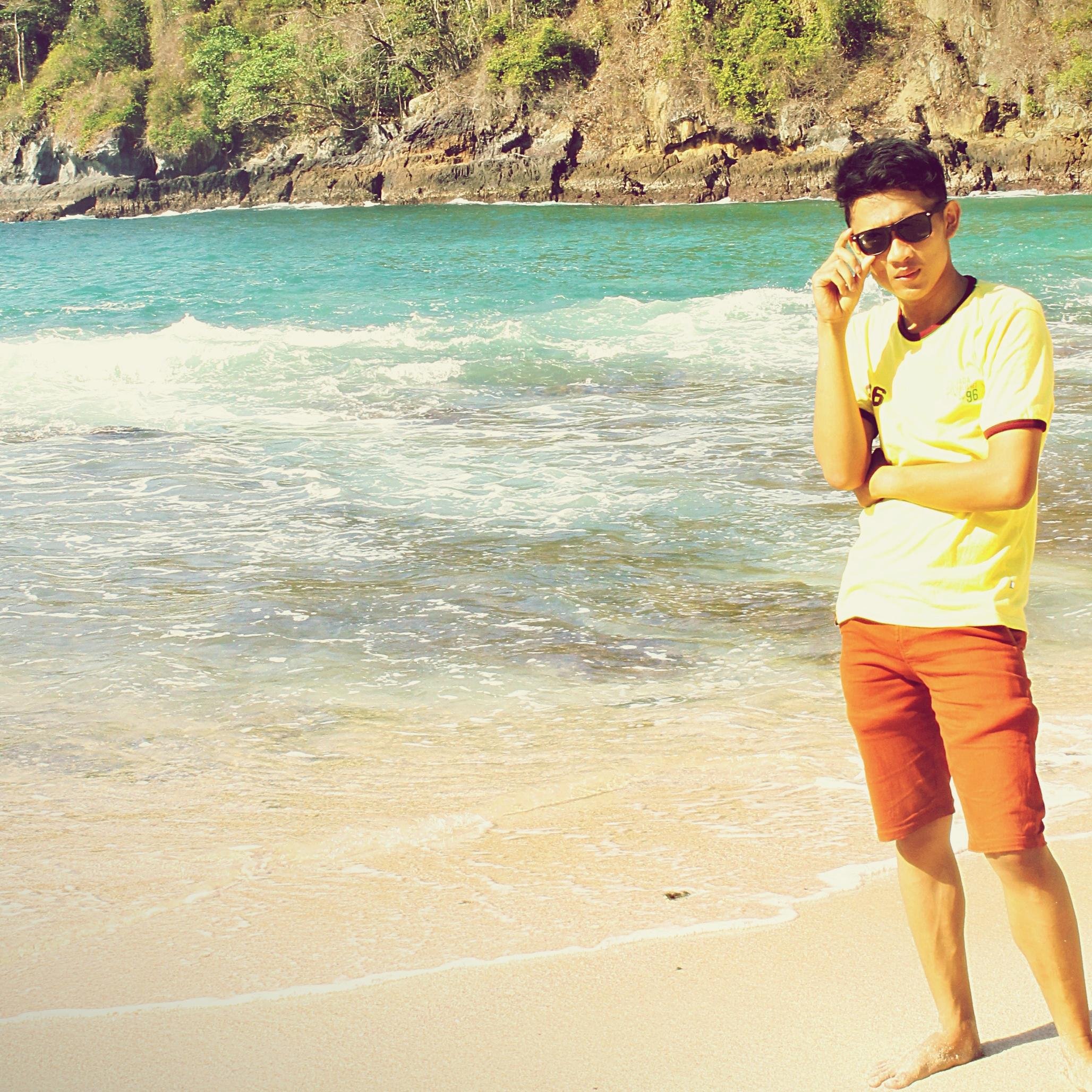 Aji_Ramadhlan's profile picture. Man Shobaru Zafira ^ Staff Humas & Pemasaran at @RSU_Mawardi