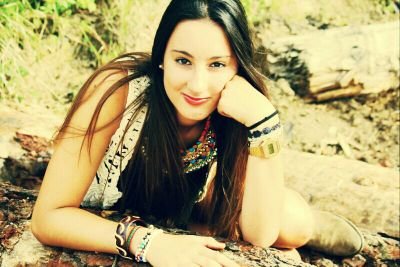 No hay nada imposible, porque los sueños de ayer son las esperanzas de hoy y pueden convertirse en realidad mañana.