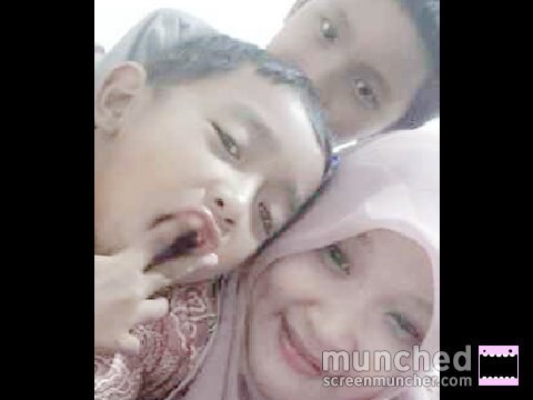 ordinary☂simple☺☹easily cry♬and☃really want to be a better person everyday★|♬but still learn★|☆never give up☀|☺☹cz Allah know what's best for me♥