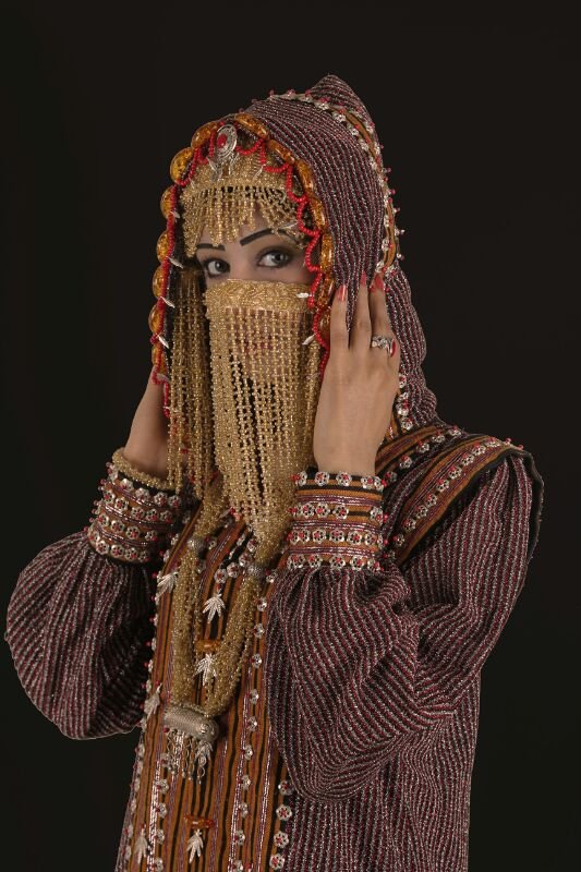 الاعلاميه والممثلة اليمنية هاله حاتم الحساب الرسمي