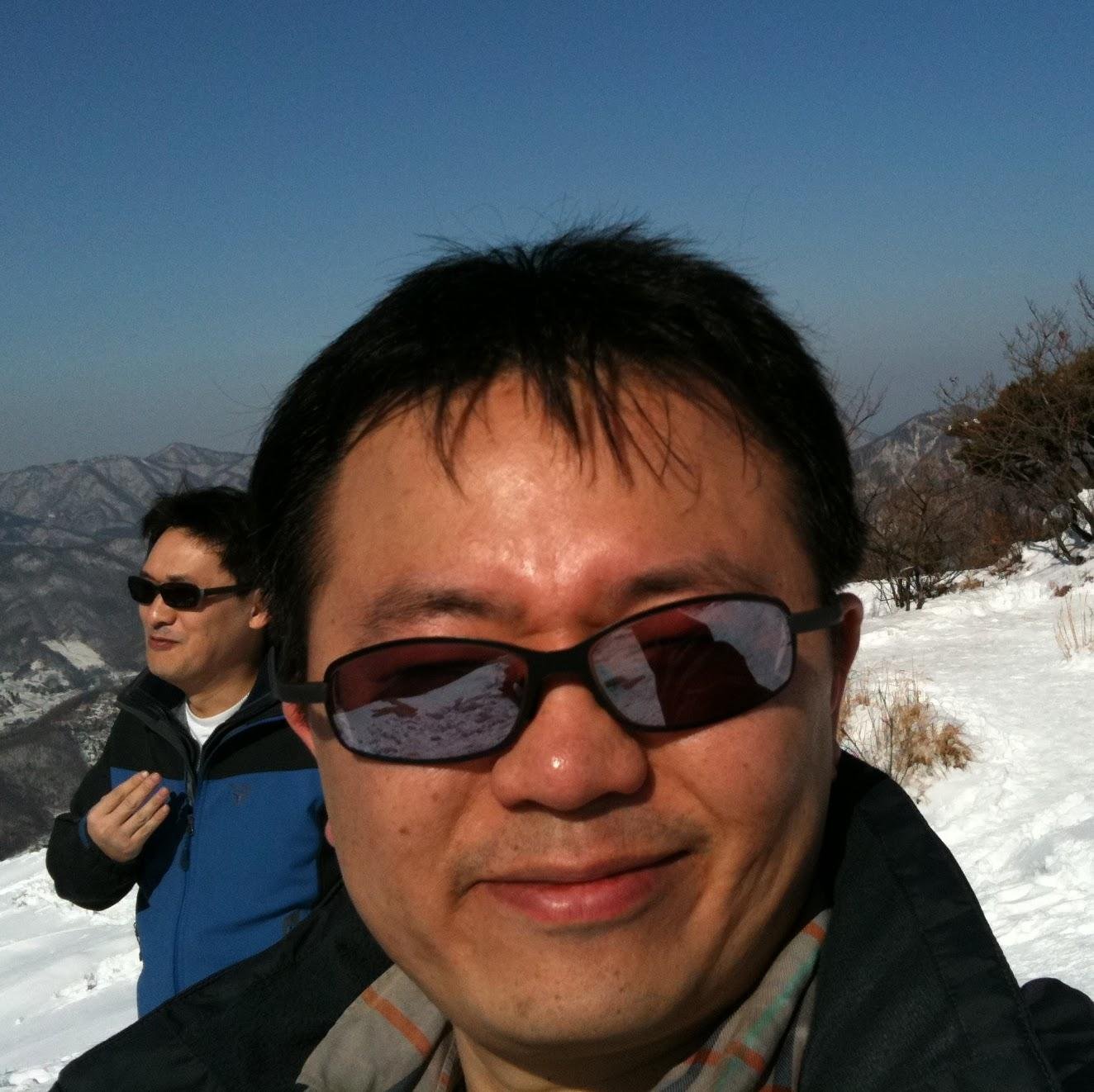 Productivity on the go. Like swimming, running and hiking.