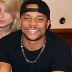 I'm 25 from LA! US Air Force/Rapper Living in Germany. IG: AkACJH KIK: Christain_iPhone_kik