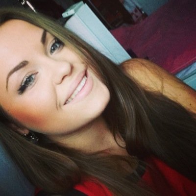 bzeni4ka's profile picture. 