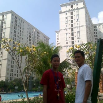 zhiaqila's profile picture. @88lalapan | enjoying this life