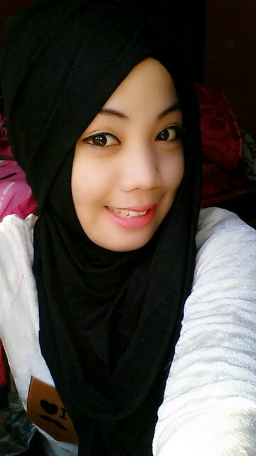 Bersabarlah smua pasti akan indah pada waktunya Insyaallah (‾ʃƪ‾) IlovemyAllah,ILovemyfamily,Ilovemybesty (ɔˆ з(ˆ⌣ˆc)  26februari1990