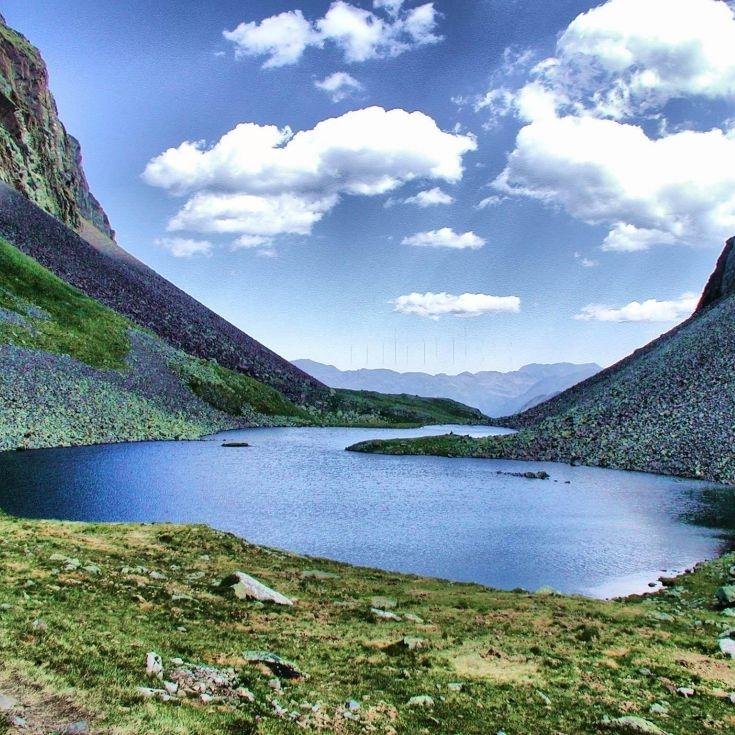 Lugar donde compartir fotos de ibones, lagos y embalses de todo el Pirineo.