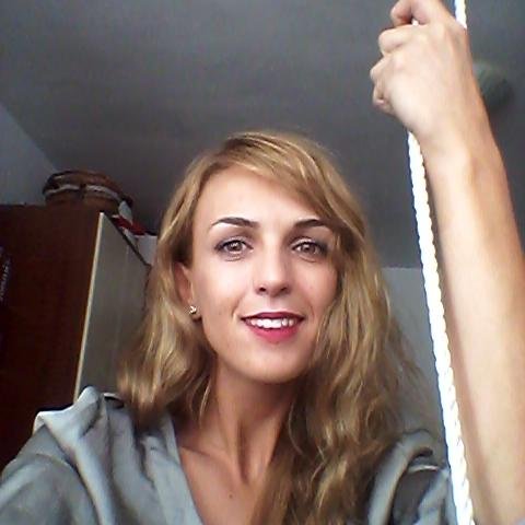 Rena_te's profile picture. 