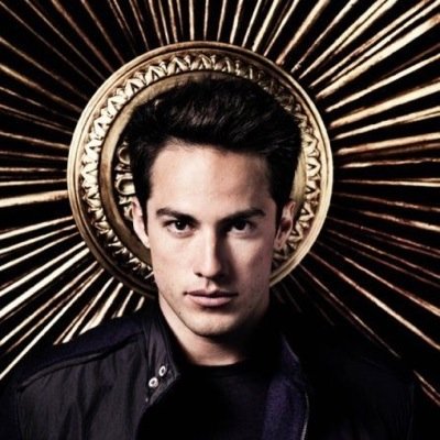 A OOC hybrid named Tyler Lockeood I found the love of my life @Vamp_Caroline_ soon to be my wife(engaged 12/25/12)(RP TVD)