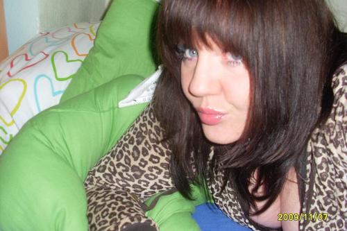 BabyTrish's profile picture. lovely..i need my friends and my family,