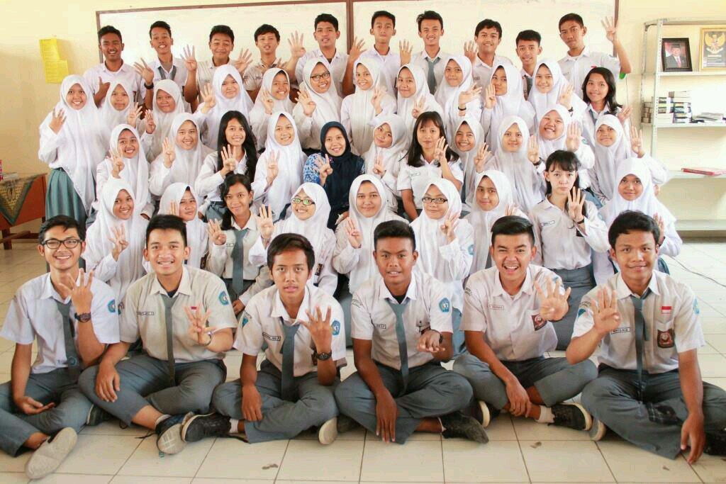 xiicefour's profile picture. Semoga sukses kita semua!! XII IPA 4 T.A 2014/15
♥Bu Ceni Liswati♥