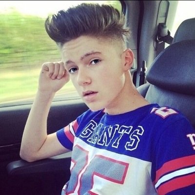 Hi I'm Harvey. I'm 15 and I'm from Kent. I love music,my dogs and T.G.I ribs... Cool as al. Love my #harvstars manager: @blair on twitter facebook