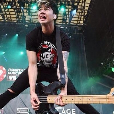 sdkxxhz's profile picture. 